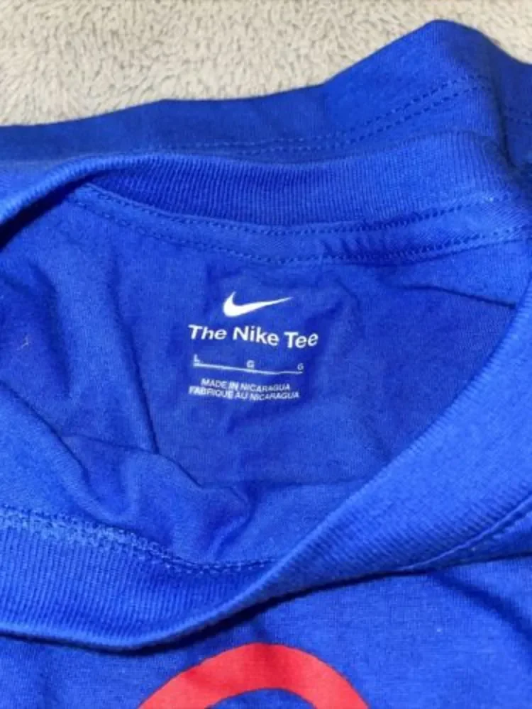 NWT Nike‎ Women's USA Soccer T Shirt Size Small Medium or Large Casual